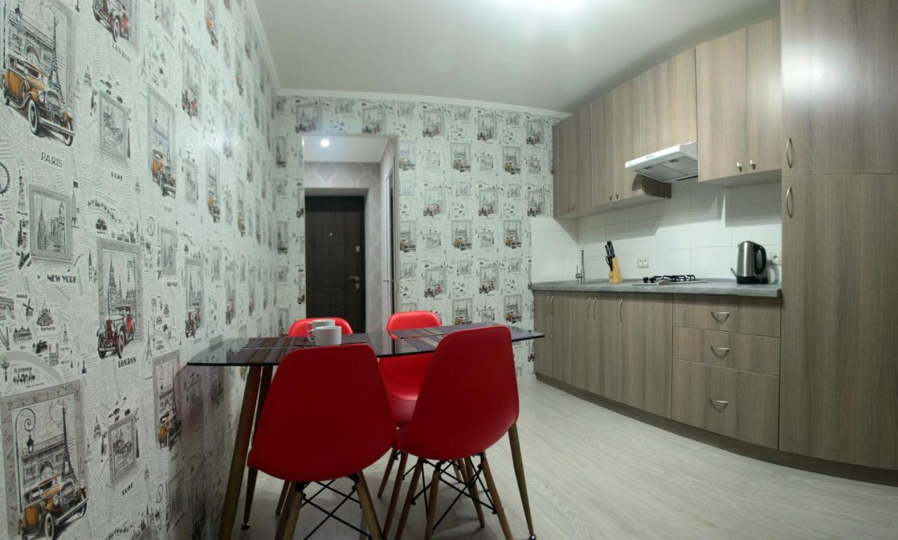 Standard Plus Apartment Poltava Eksteriør billede