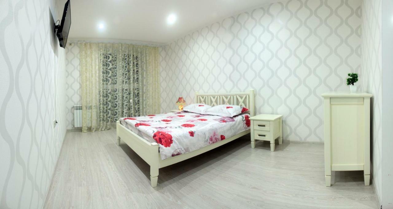 Standard Plus Apartment Poltava Eksteriør billede